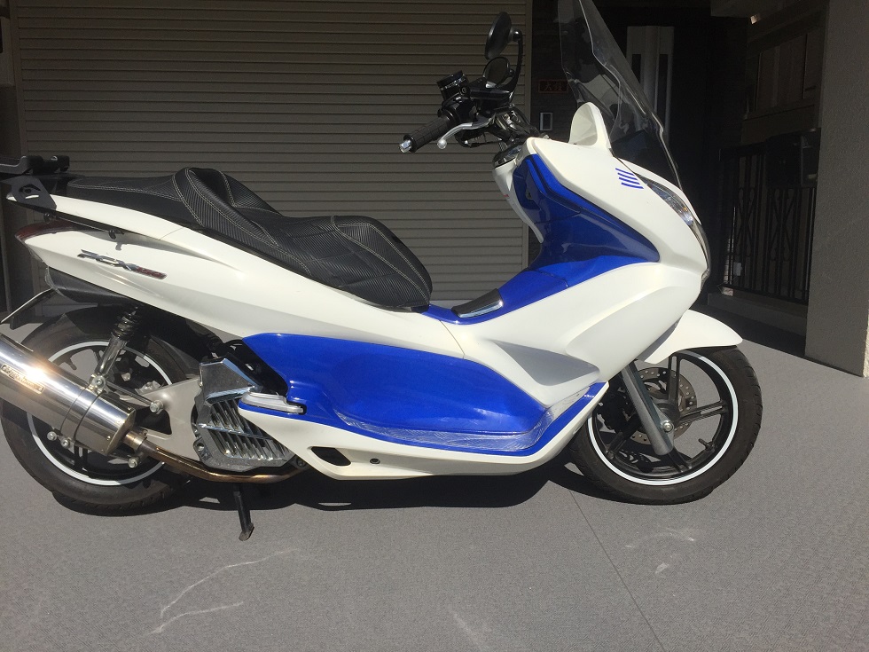 安い pcx125 リムステッカー 飾屋